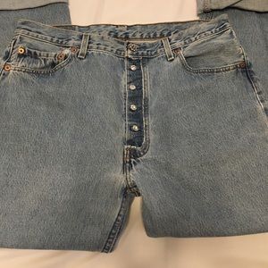 *LEVI’S 501 Boyfriend Jeans
